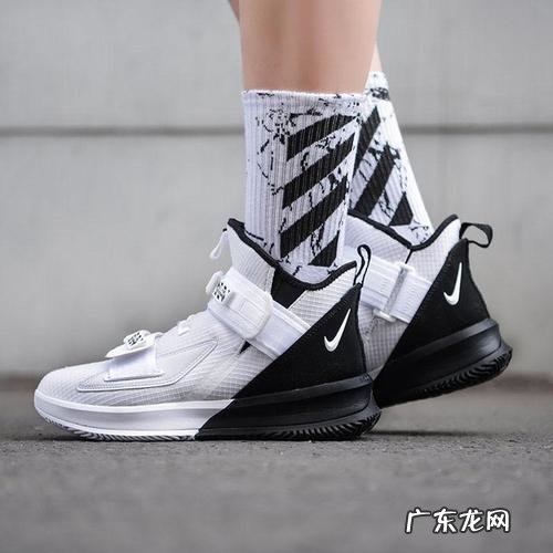 后卫实战篮球鞋