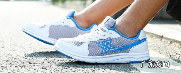 品牌折扣鞋加盟