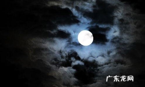 十五的月亮打一个成语是什么