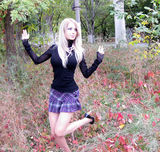 露可安诺娃整容前