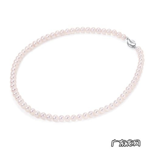 周大福珍珠项链