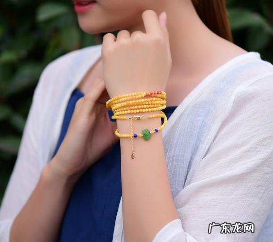 女人带蜜蜡有什么好处