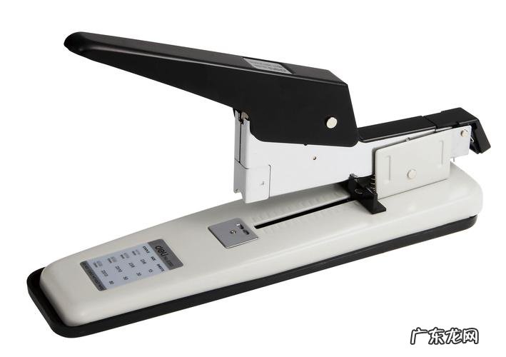 得力订书机怎么装钉子