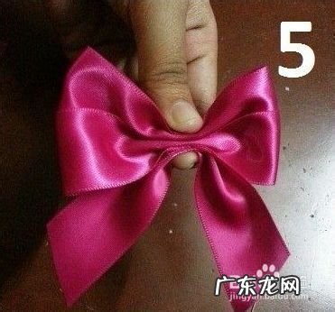 蝴蝶结的系法图解