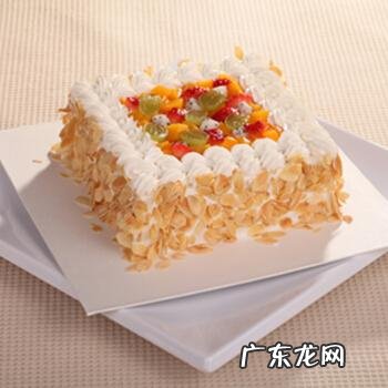 14寸蛋糕够多少人吃