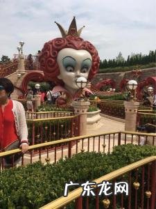 上海迪士尼住一晚多少钱