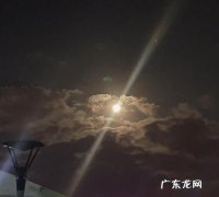 今晚没月亮什么意思,今晚怎么没月亮说说