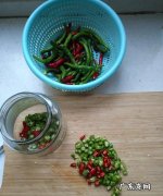 小辣椒怎么炒,小辣椒怎么炒好吃又简单