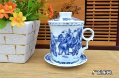 陶瓷杯有股腥味是什么原因,为什么有时候用玻璃杯或陶瓷杯喝水会闻到一股腥